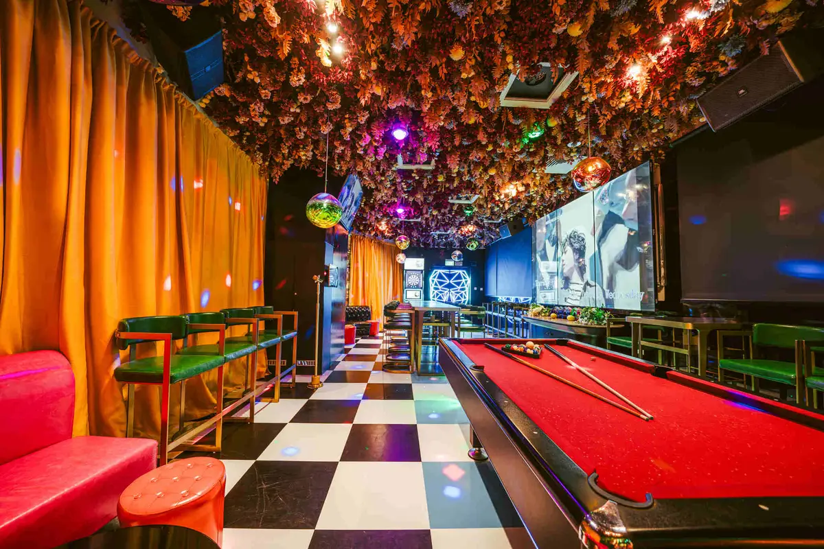 VIP Music Bar